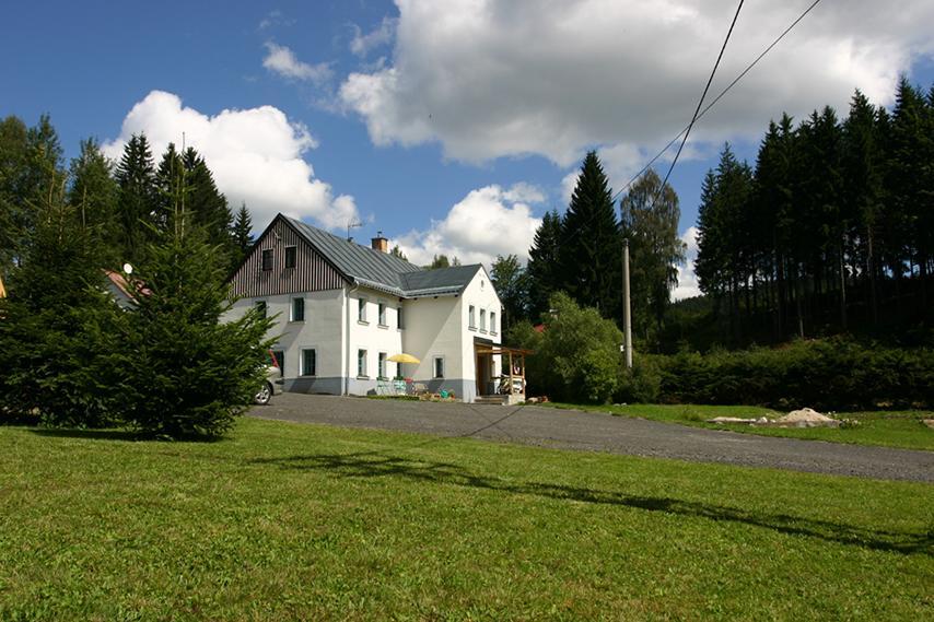 Jeleni Chata Skladanka Lucany nad Nisou Exterior photo